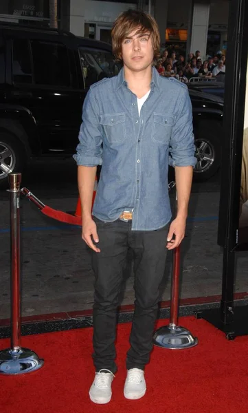 Zac Efron Aux Arrivées Pour Première Hangover Grauman Chinese Theatre — Photo