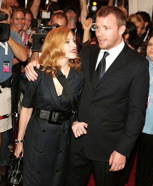 Madonna Guy Ritchie Aux Arrivées Pour Première Revolver Toronto Film — Photo