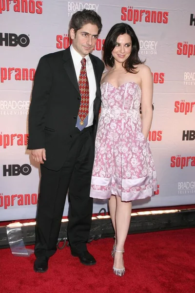 Michael Imperioli Cara Buono Arrivals Hbo Sopranos World Premiere Screening — Stock Photo, Image