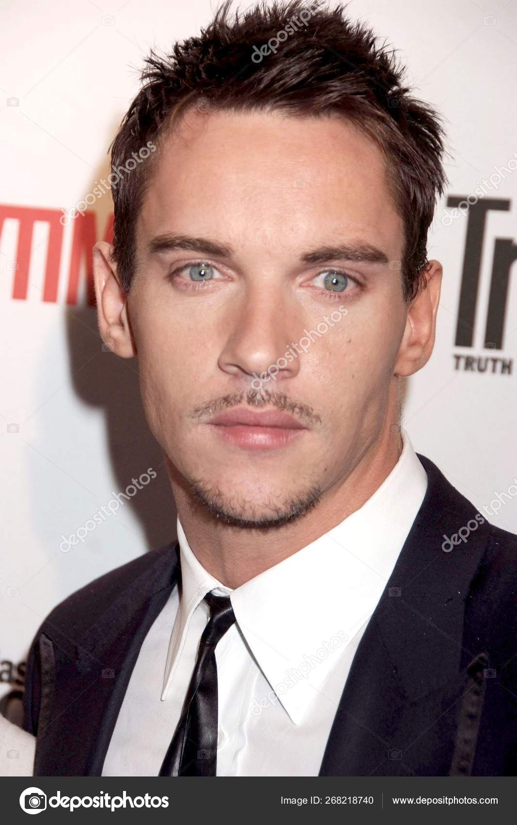 Jonathan Rhys Meyers Tudors