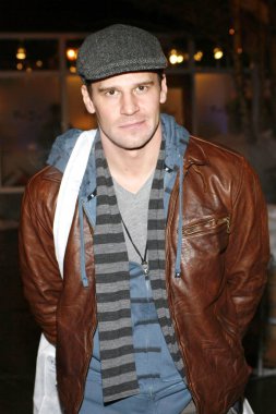 David Boreanaz dışarı ve hakkında Fri için-candids Sundance Film Festivali, Sundance Film Festivali, Park City, UT, Ocak 18, 2008. Fotoğraf: James Atoa/Everett Collection