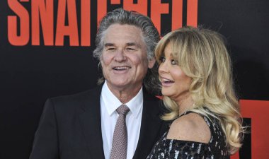 Kurt Russell, Goldie Hawn Snatched Premiere için gelenler, The Regency Village Theatre, Los Angeles, Ca May 10, 2017. Fotoğraf: Elizabeth Goodenough / Everett Koleksiyonu