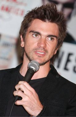 Juanes Yeni Albüm Lansmanı La Vida için basın toplantısında Juanes . . . Es Un Ratico, Universal Music Group Genel Merkezi, New York, Ny, 22 Ekim 2007. Fotoğraf: Kristin Callahan / Everett Koleksiyonu