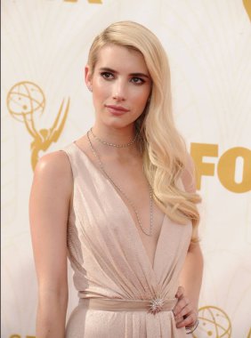 Emma Roberts 67. Primetime Emmy Ödülleri 2015 - Arrivals 3, The Microsoft Theater (eski adıyla Nokia Theatre L.A. Live), Los Angeles, Ca September 2015. Fotoğraf: Dee Cercone /Everett Collection