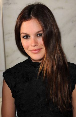 Jill Stuart İlkbahar / Yaz 2010 Fashion Show, Bryant Park, New York, Ny 14 Eylül 2009 için katılım Rachel Bilson. Fotoğraf: Kristin Callahan / Everett Koleksiyonu