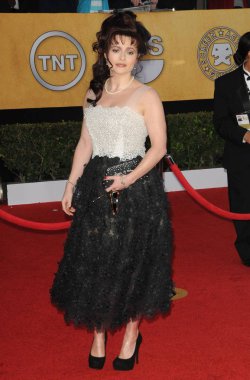Helena Bonham Carter (bir Marc Jacobs elbise giyiyor) 17 yıllık ekran aktörler Guild sag ödüller-gelenler, Shrine Auditorium, Los Angeles, CA Ocak 30, 2011 için gelenler. Fotoğraf: Dee Cercone/Everett Collection