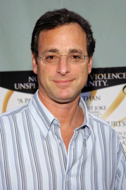 Bob Saget Aristokratlar Premiere için gelenler, Yönetmenler Guild (Dga) Tiyatrosu, New York, Ny, Temmuz 26, 2005. Fotoğraf: Gregorio Binuya /Everett Collection 