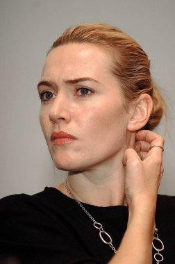 Kate Winslet küçük çocuk basın konferansı için basın toplantısında-44 New York Film Festivali, Walter Reade Theater, New York, NY, 22 Eylül 2006. Fotoğraf: William D. Bird/Everett Collection