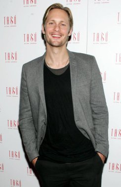 Alexander Skarsgard Tabu Ultra Lounge Hbo's True Blood Cast Partisi için gelenler, Mgm Grand Tabu Ultra Lounge, Las Vegas, Nv Mayıs 2, 2009. Fotoğraf: James Atoa / Everett Koleksiyonu