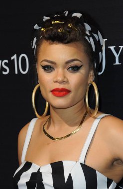 Andra Day Keep a Child Alive's 12 Yıllık Black Ball için gelenler, Manhattan Center Hammerstein Balo Salonu, New York, Ny Kasım 5, 2015. Fotoğraf: Kristin Callahan / Everett Koleksiyonu