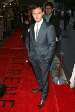 Jude Hukuk Breaking için gelenler ve Gala Premiere girme-Toronto Uluslararası Film Festivali, Roy Thomson Hall, Toronto, Kanada, on, Eylül 13, 2006. Fotoğraf: Malcolm Taylor/Everett Collection