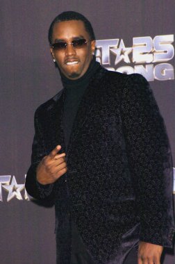 Bet Silver Anniversary Kutlama için basın odasında Sean P Diddy Combs, Tapınak Auditorium, Los Angeles, Ca, Çarşamba, Ekim 26, 2005. Fotoğraf: David Longendyke / Everett Koleksiyonu