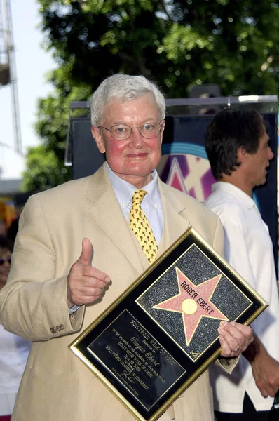 Roger Ebert Hollywood Bulvarı Los Angeles Haziran 2005 Roger Ebert — Stok fotoğraf