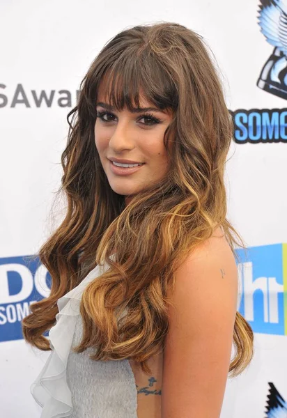 Lea Michele Aux Arrivées Pour Vh1 Something Awards Arrivals Barker — Photo