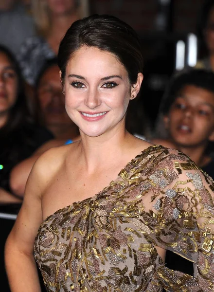 Shailene Woodley Arrivals Divergent Premiere Regency Bruin Theatre Westwood March — Stock Photo, Image