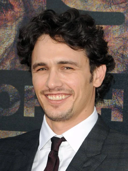 James Franco Vid Ankomst Till Rise Planet Apes Premiere Grauman — Stockfoto