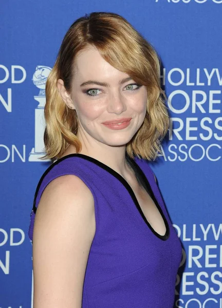 Emma Stone Arrival Hollywood Foreign Press Associations Hfpa Annual Grants — Stok Foto