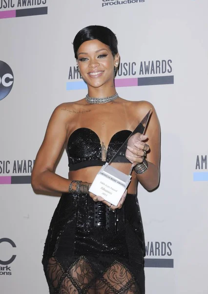 Rihanna Sajtószobában 2013 American Music Awards Amas Sajtószoba Nokia Színház — Stock Fotó