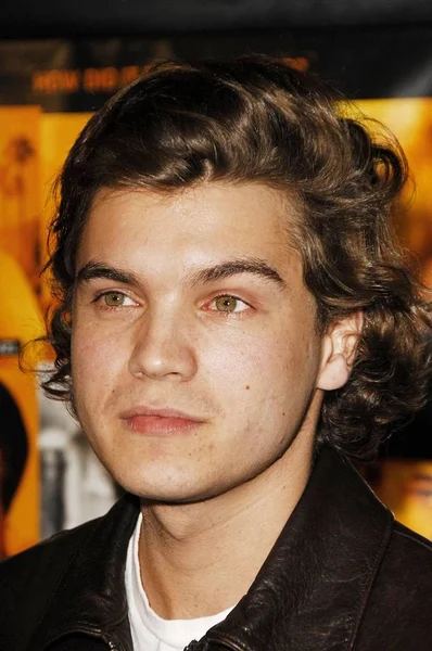 Emile Hirsch Arrivals Alpha Dog Premiere Arclight Hollywood Cinema Los — Stock Photo, Image