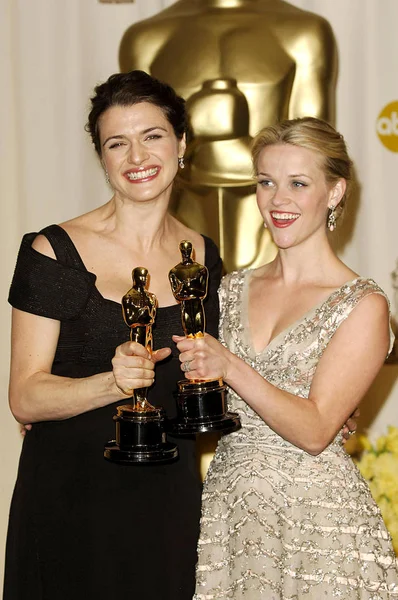 Rachel Weisz Reese Witherspoon Sali Prasowej Dla Oscars 78Th Annual — Zdjęcie stockowe