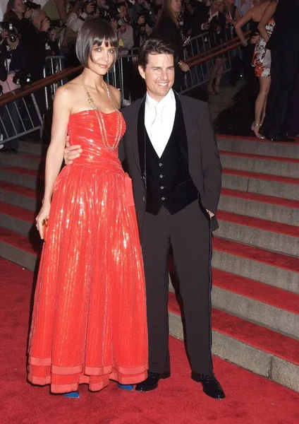 Katie Holmes Vestindo Vestido Armani Tom Cruise Chegadas Para Superheroes — Fotografia de Stock