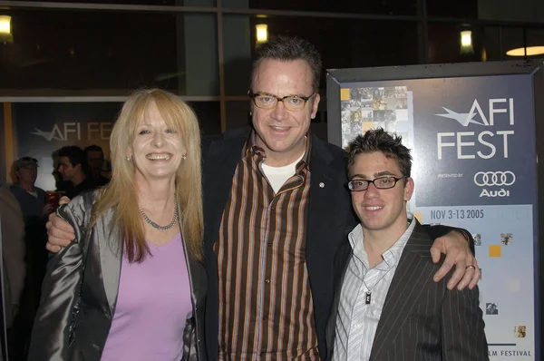 Penelope Spheeris Tom Arnold Eric Gores Vid Ankomst Till Frukost — Stockfoto