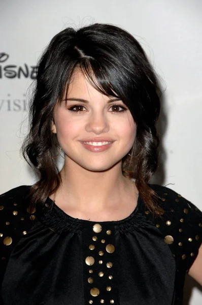 Selena Gomez Las Llegadas Para Abc Network All Star Party —  Fotos de Stock