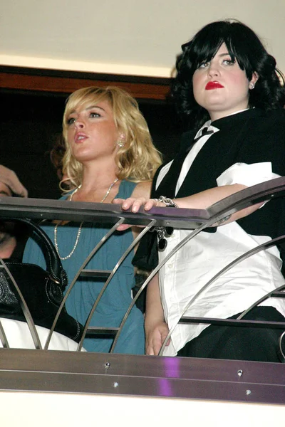 Lindsay Lohanová Kelly Osborne Večírku Pro Marc Jacobs Jaro Letní — Stock fotografie