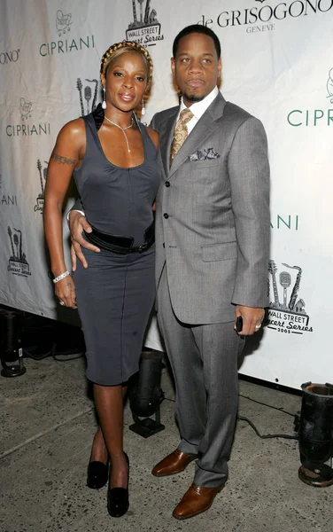Mary Blige Kendu Isaacs Arrivals Cipriani Wall Street Concert Series — Photo