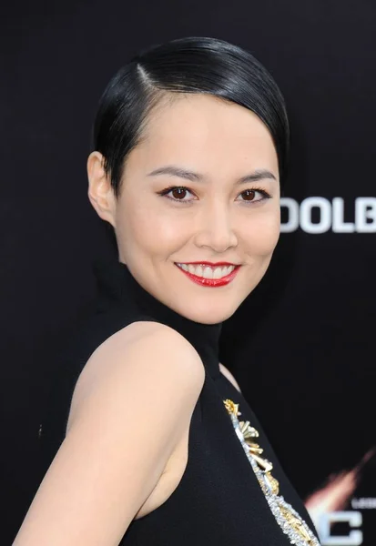 Rinko Kikuchi Bei Der Ankunft Zur Premiere Pazifischen Rand Das — Stockfoto