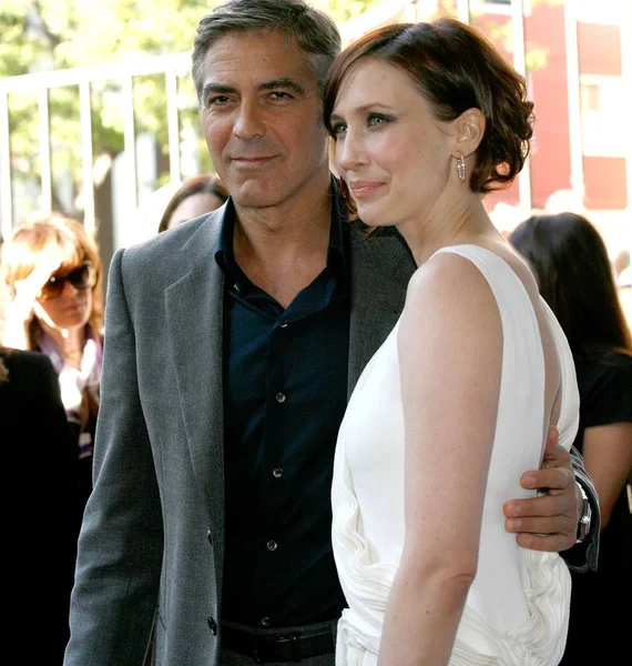 George Clooney Vera Farmiga Bij Aankomsten Voor Toronto International Film — Stockfoto