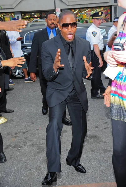 Jamie Foxx Nas Chegadas Para Apollo Theater 2010 Spring Benefit — Fotografia de Stock