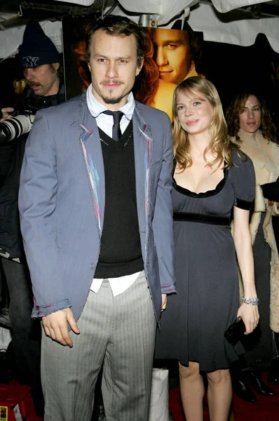 Heath Ledger Namorada Michelle Williams Chegadas Para Casanova Premiere Loews Imagem De Stock