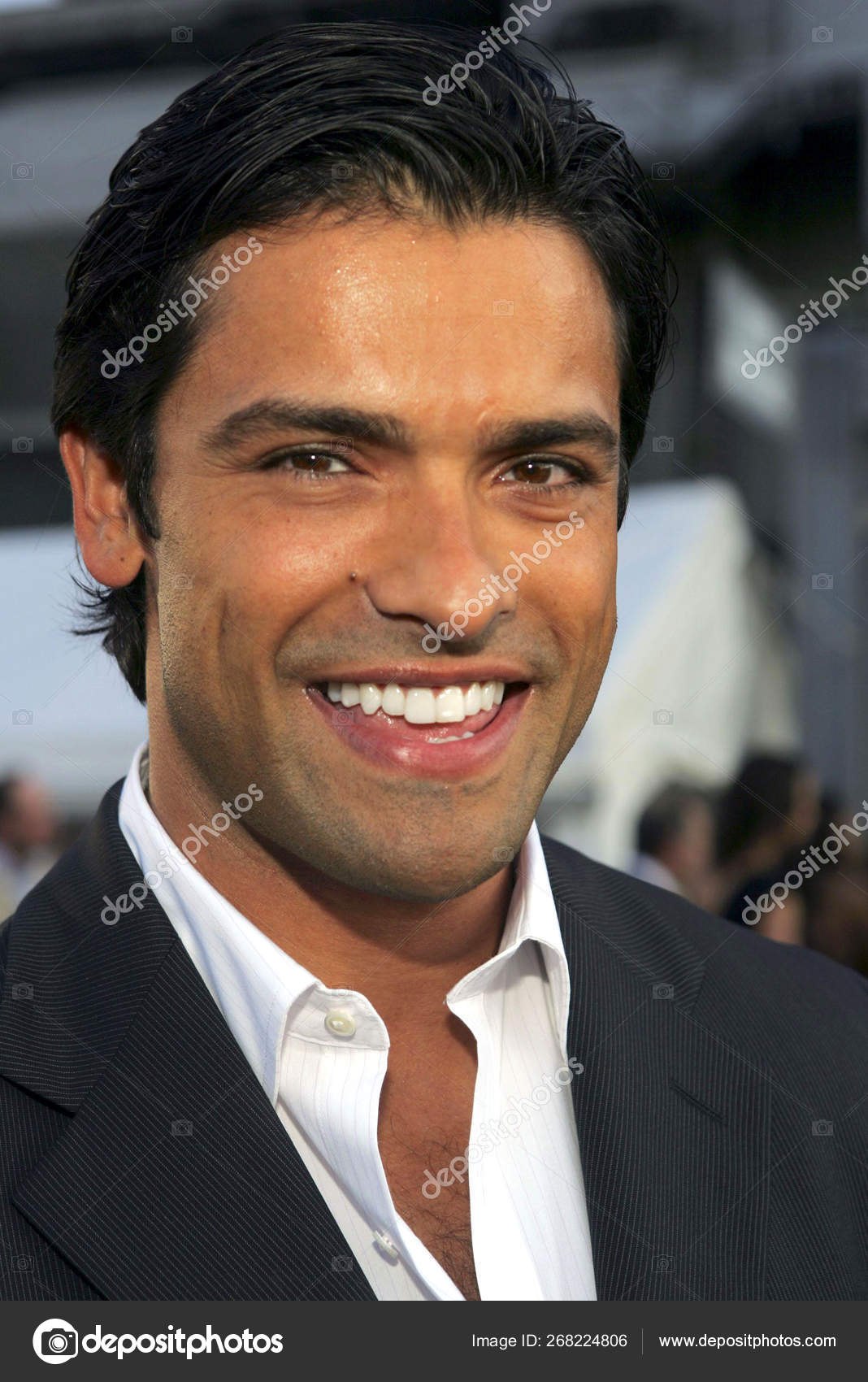 mark consuelos mark consuelos