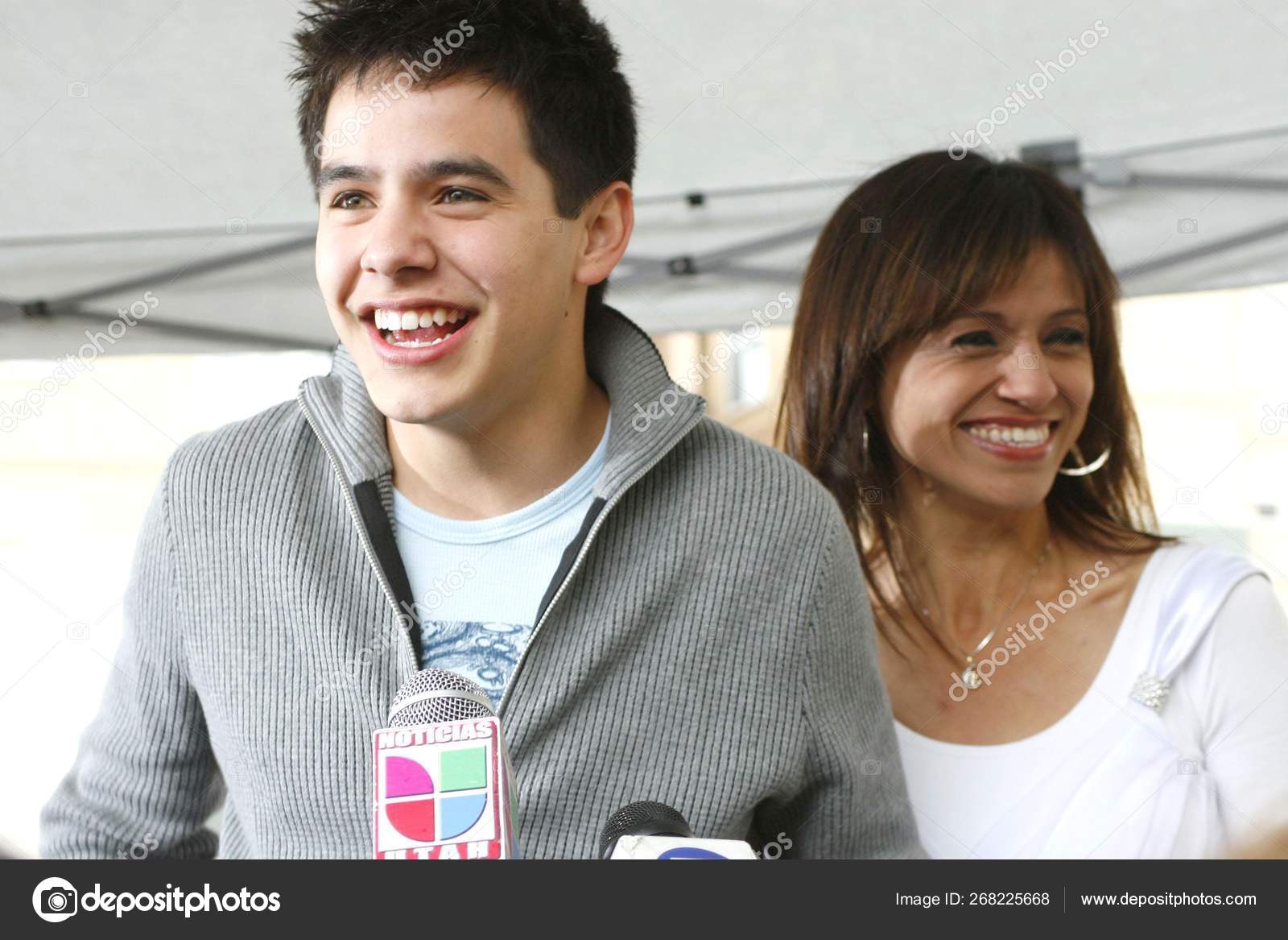 David Archuleta Lupe Archuleta Store Appearance American Idol David Archuleta Stock Editorial Photo C Everett225 268225668