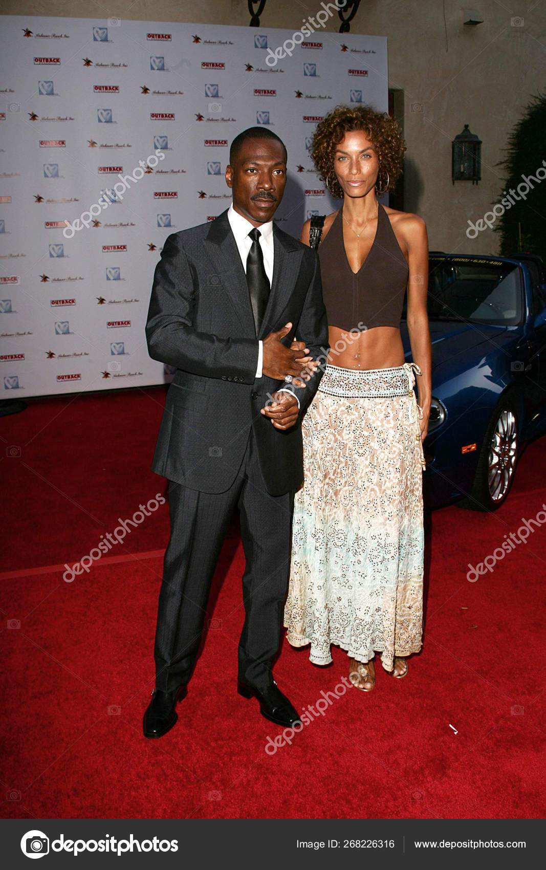 Eddie Murphy Épouse Nicole Mitchell Murphy Aux Arrivées Pour Hollyrod