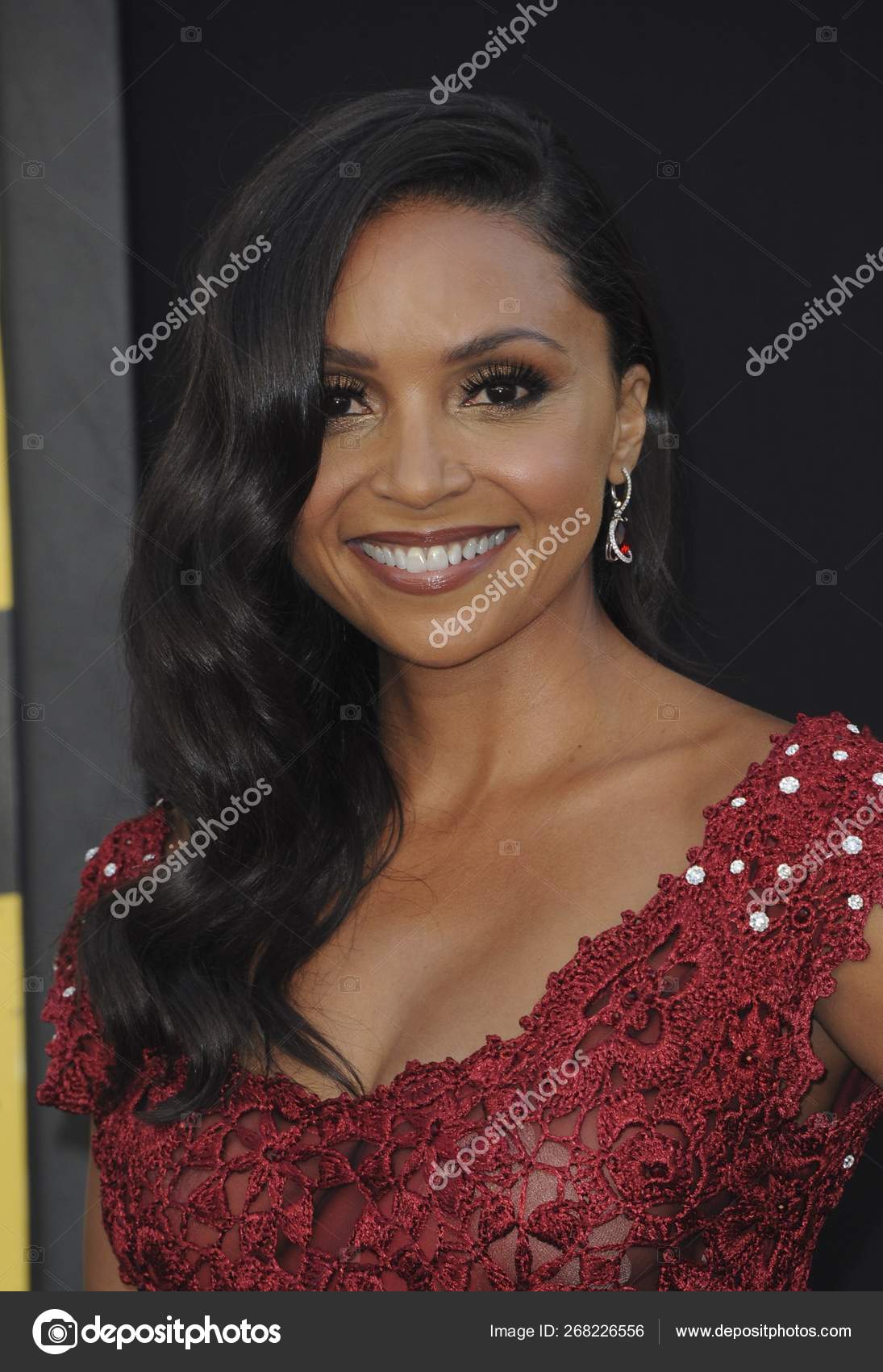 Danielle Nicolet Arrivals Central Intelligence Premiere Regency