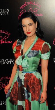 Dita Von Teese Von Follies için katılım Hedef Doğum Koleksiyonu için Dita Von Teese, Hedef Annelik Koleksiyonu, Hedef Annelik, New York, Ny Eylül 23, 2014. Fotoğraf: John Paul Melendez / Everett Koleksiyonu