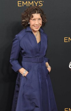 Lily Tomlin 68th yıllık Primetime Emmy Ödülleri 2016-gelenler 2, Microsoft Theater, Los Angeles, CA 18 Eylül 2016 için gelenler. Fotoğraf: Dee Cercone/Everett Collection