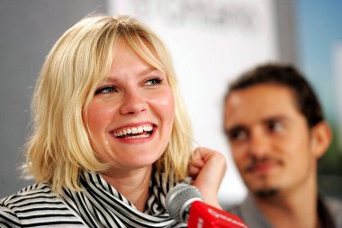 Kirsten Dunst, Orlando Bloom at the press conference for ELIZABETHTOWN Premiere at Toronto Film Festival, Sutton Place Hotel, Toronto, ON, September 11, 2005. Photo by: Malcolm Taylor/Everett Collection