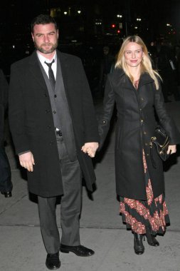 Liev Schreiber, Naomi Watts için gelen gelen 2008 Ulusal Yönetim Kurulu Inceleme of Motion Pictures Ödülleri, Cipriani Restaurant 42nd Street, New York, NY, Ocak 14, 2009. Fotoğraf: Jay Brady/Everett Collection