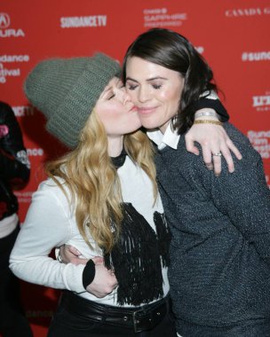 Natasha Lyonne, Clea Duvall Sundance Film Festivali'nde Müdahale Galası için gelenler 2016, Sahne Sanatları Eccles Merkezi, Park City, Ut Ocak 26, 2016. Fotoğraf: James Atoa / Everett Koleksiyonu