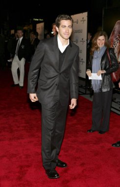 Jake Gyllenhaal Universal Pictures, Ziegfeld Tiyatrosu, New York, Ny, Ekim 30, 2005 tarafından Jarhead Premiere için gelenler. Fotoğraf: Gregorio Binuya /Everett Collection