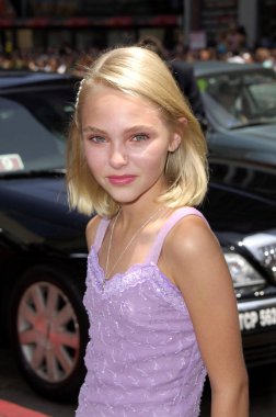 Annasophia Robb Charlie ve Çikolata Fabrikası Premiere, Grauman Çin Tiyatrosu, Los Angeles, Ca, Pazar, Temmuz 10, 2005 için gelenler. Fotoğraf: Michael Germana / Everett Koleksiyonu