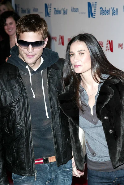 Ashton Kutcher Demi Moore Arrivals Rebel Yell Clothing Launch Party — Stock Photo, Image