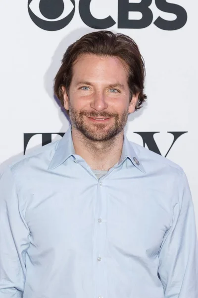 Bradley Cooper Bei Den Ankünften Für 2015 Tony Awards Treffen — Stockfoto