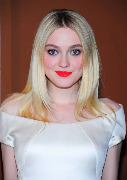 Dakota Fanning Chegadas Para Franny World Premiere Tribeca Film Festival — Fotografia de Stock