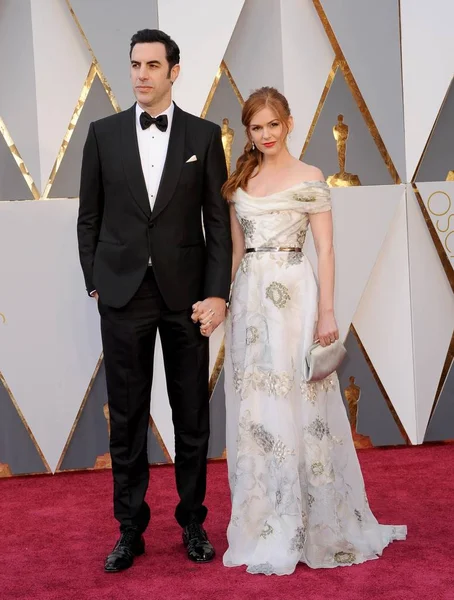 Sacha Baron Cohen Isla Fisher Arrivals 88Th Academy Awards Oscars — Fotografia de Stock