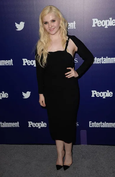 Abigail Breslin Chegadas Para Entertainment Weekly People Upfronts Party High — Fotografia de Stock