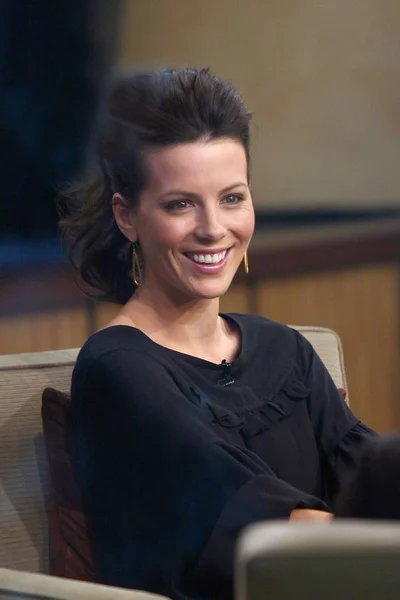 Kate Beckinsale Bij Talkshow Verschijning Voor Kate Beckinsale Goedemorgen Amerika — Stockfoto